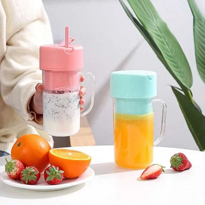 MINI SMOOTHIE BLENDER WITH STRAW